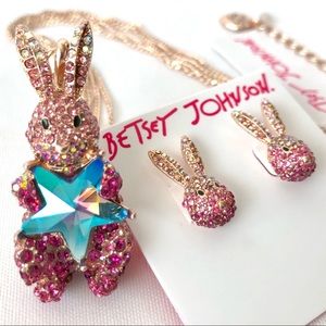Betsey Johnson ‘Celestial Starlet’ Pink Rabbit Necklace/Earrings Set NWT/HTF